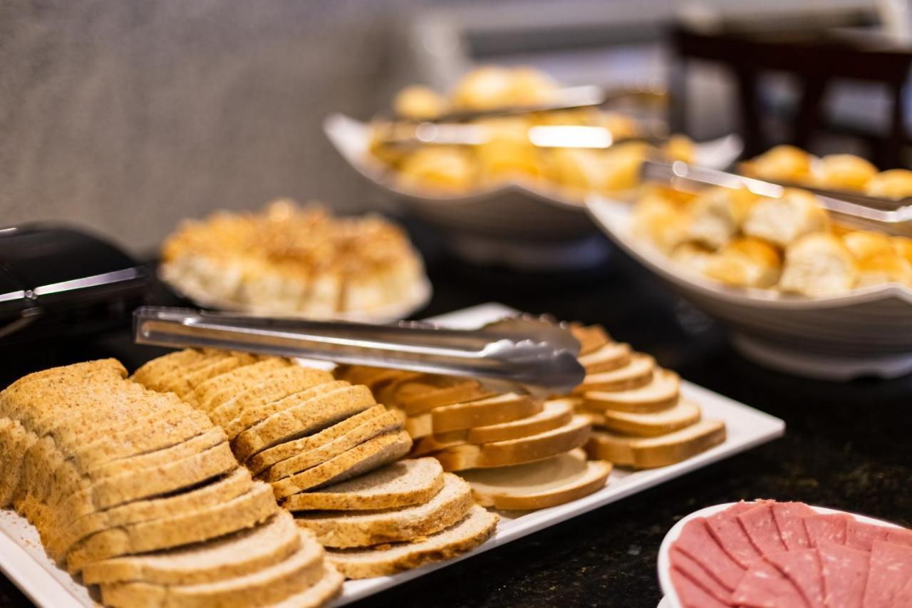 Plaza Suítes Hotel Fortaleza (Ceara)