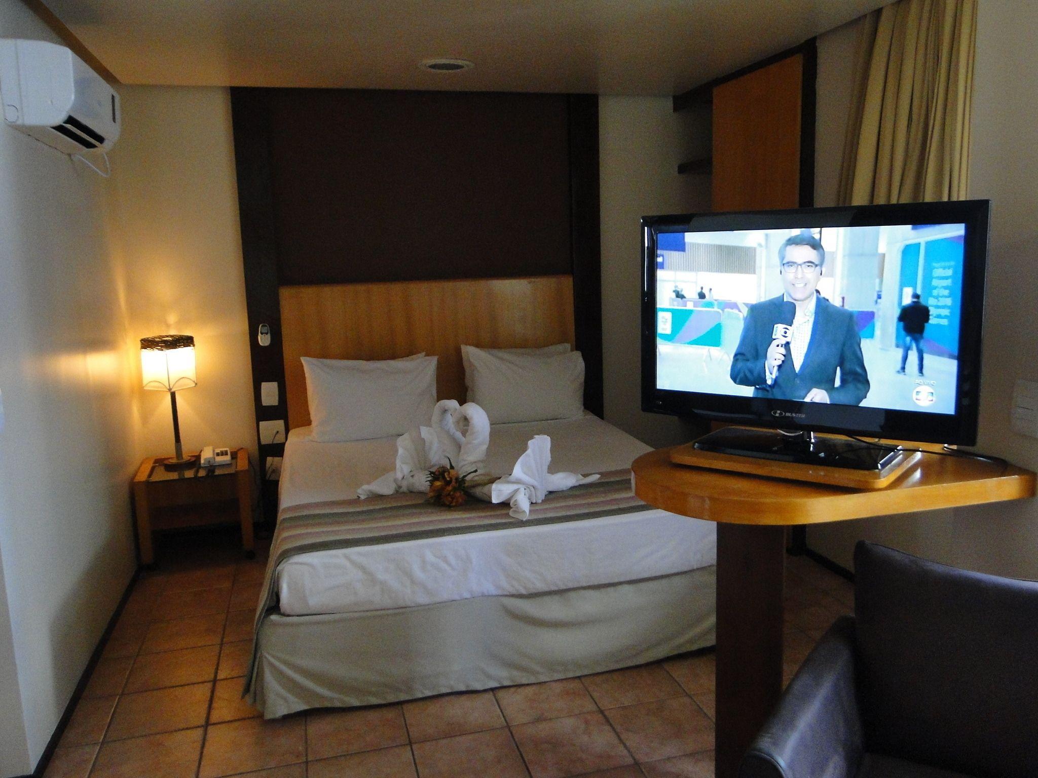 Plaza Suítes Hotel 4*