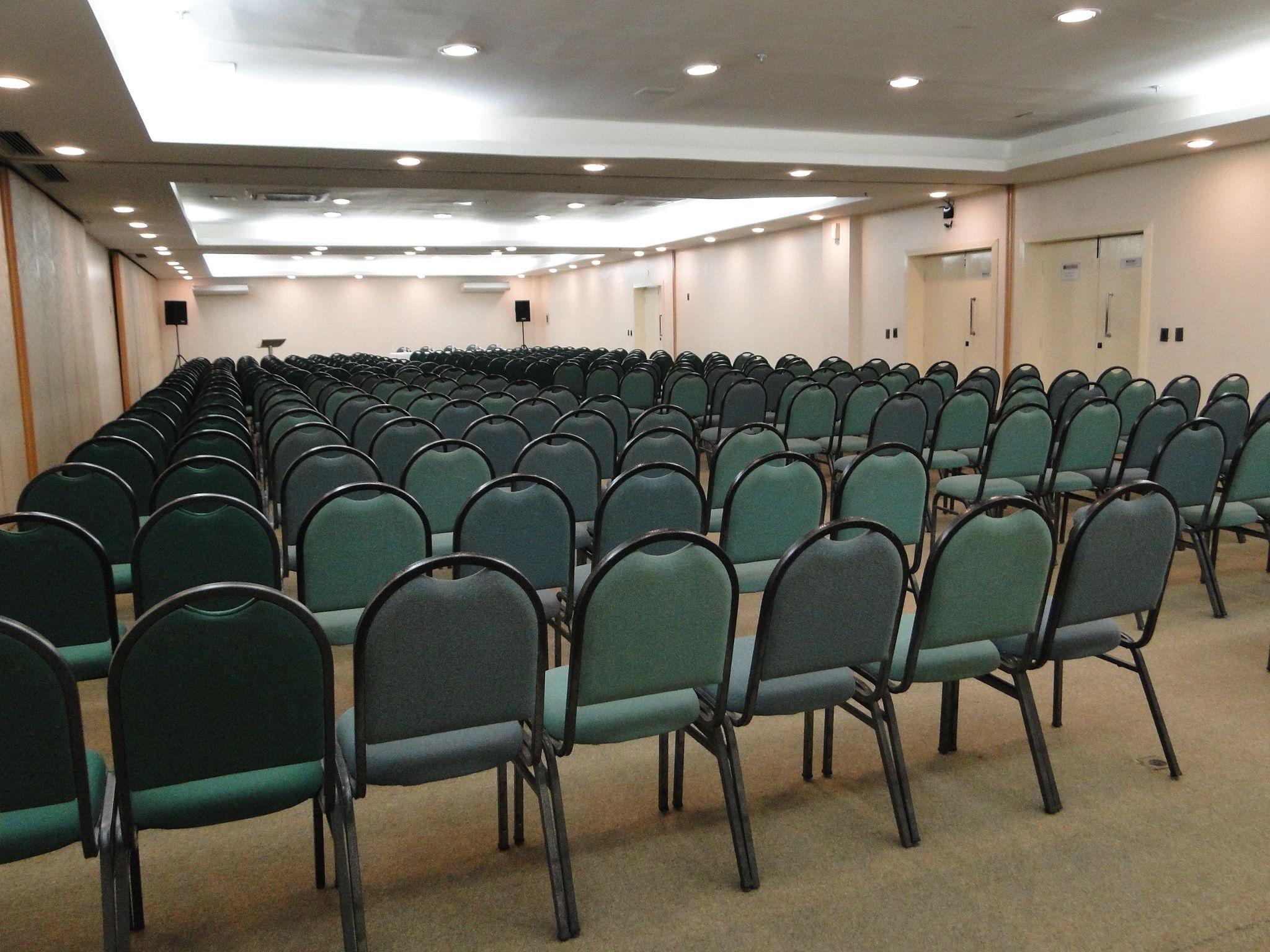 Hotel Plaza Suítes 4*