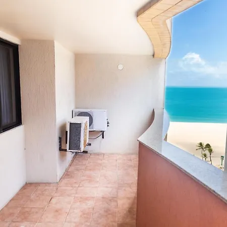 Hotel Plaza Suítes 4*