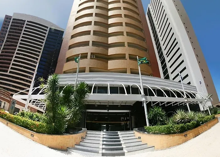 Plaza Praia Suites