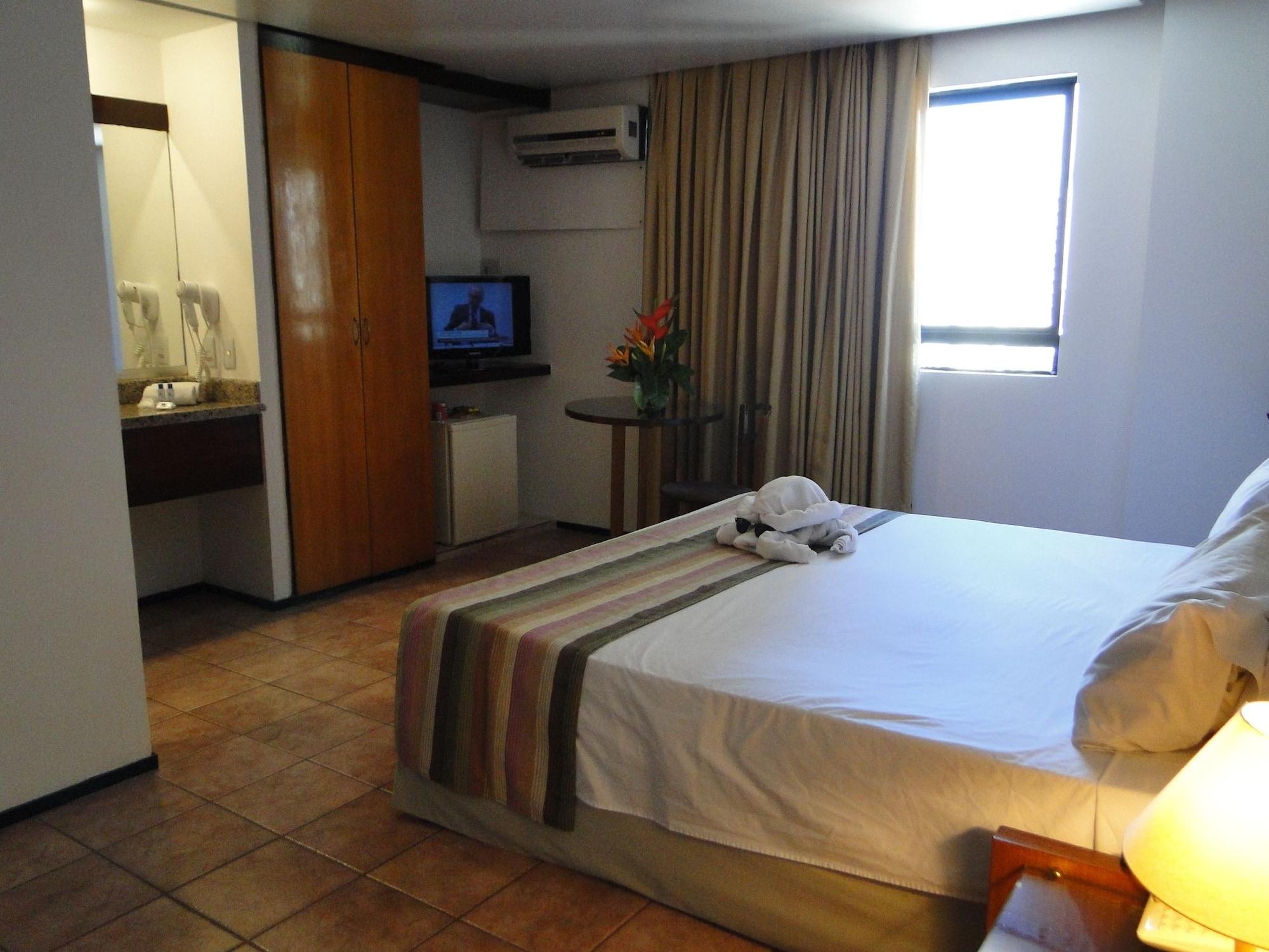 Plaza Hotel 4*
